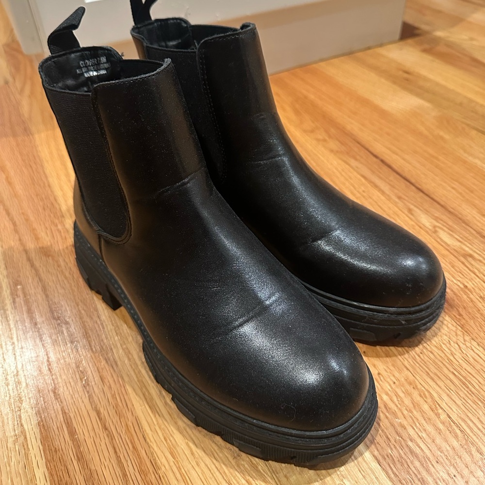 Black Ankle Boots for Women